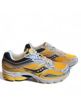 NIB Men’s Saucony Yellow/Gold ProGrid Omni 9 Sneakers Size US 10